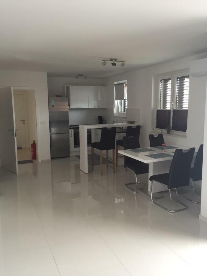 Breitling Apartments With Pool Biograd Na Moru Exterior photo